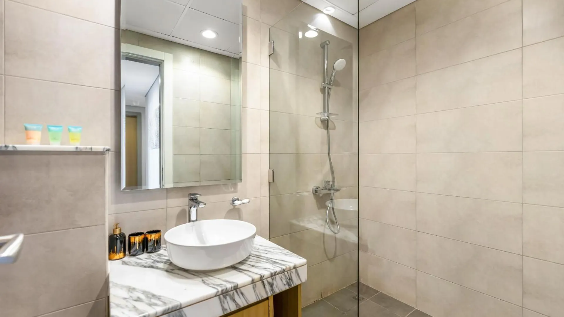 Lux 3Bhk In Businessbay, Canal Views, Great Location Дубай Апартаменты