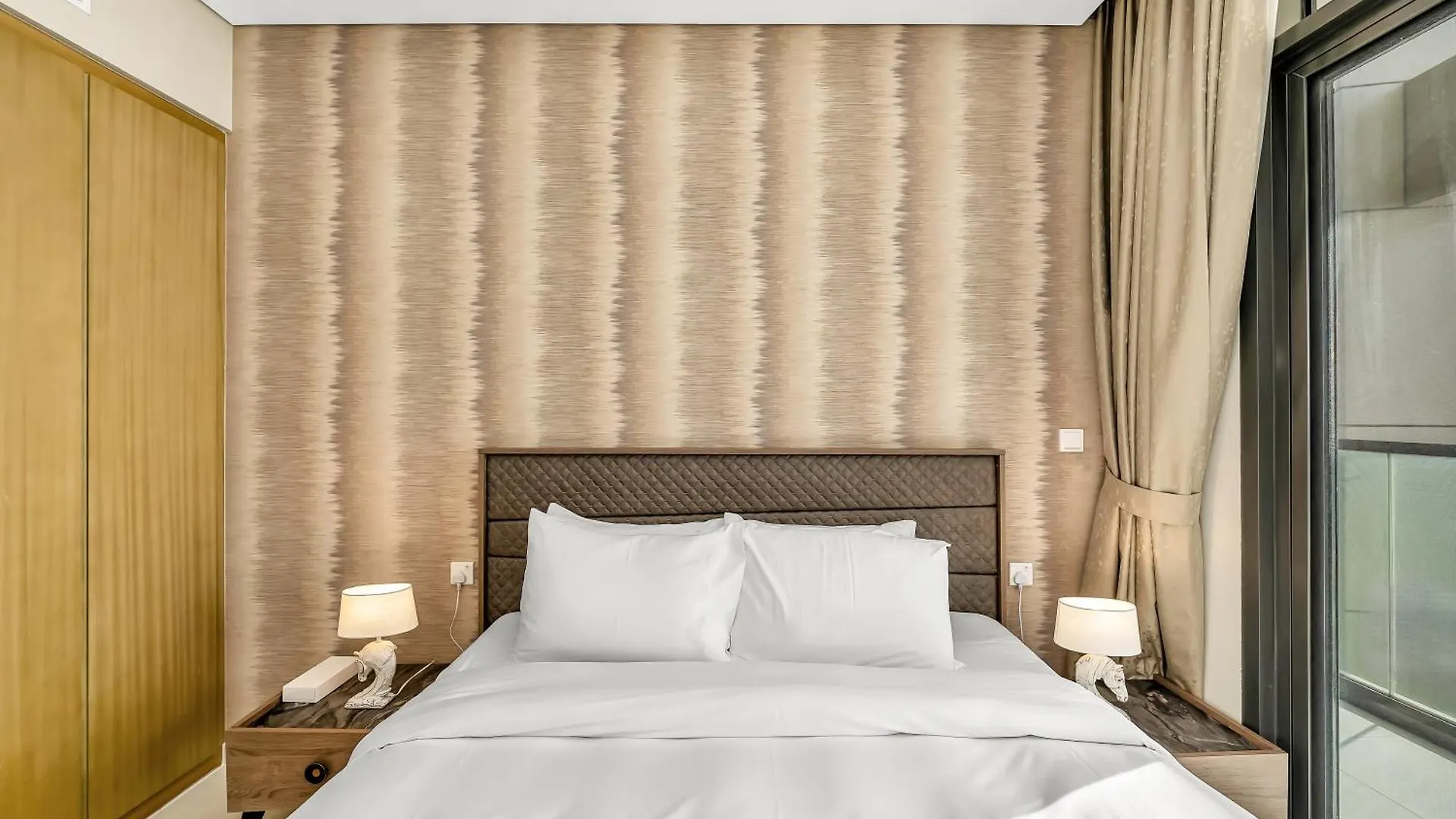 Lux 3Bhk In Businessbay, Canal Views, Great Location Дубай Апартаменты