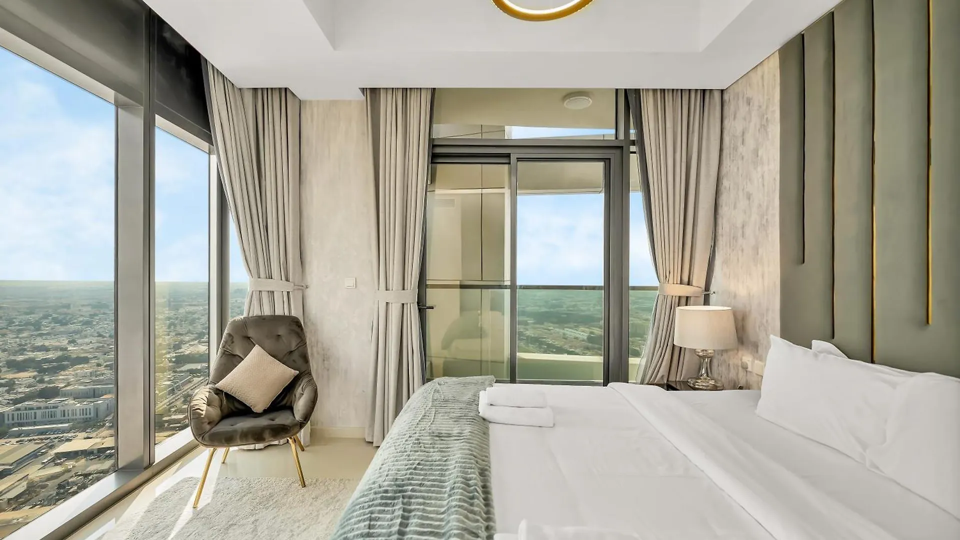 Апартаменты Lux 3Bhk In Businessbay, Canal Views, Great Location Дубай